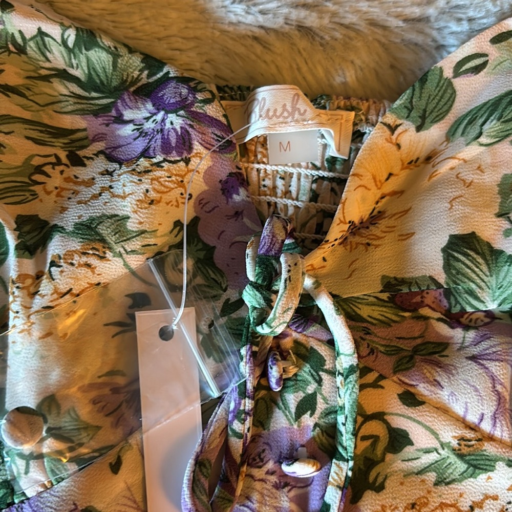 Floral Summer Top - Picture 3 of 6
